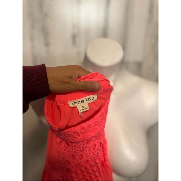 Hot pink blouse tank top - Picture 3 of 6